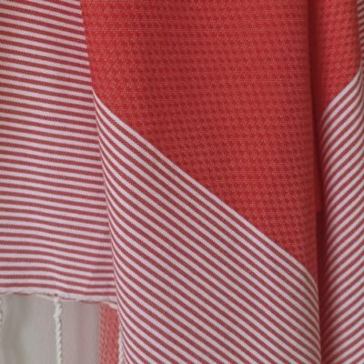 fouta rouge nid d'abeille