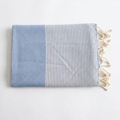 fouta de plage bleu ciel clair
