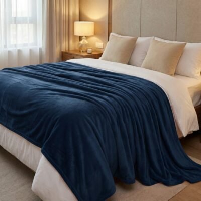 couverture en microfibre bleu