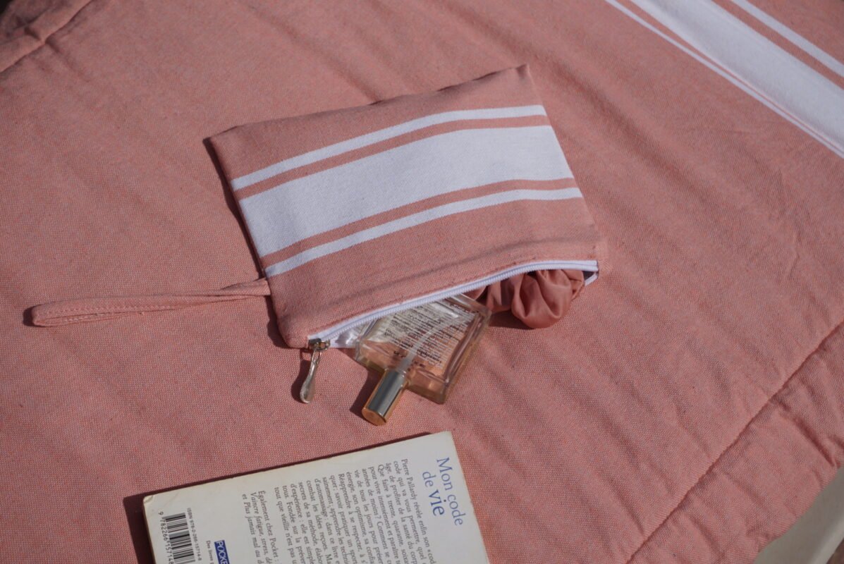 Trousse rose FOUTA619