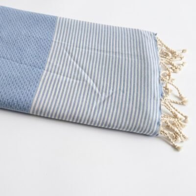 fouta de plage bleu ciel clair